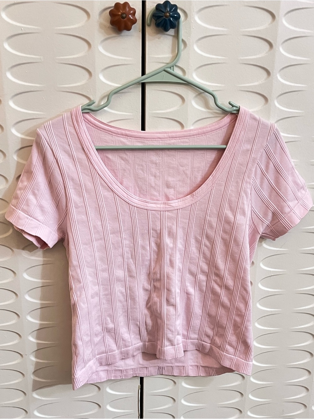 No Comment Women’s Junior Size XL Pastel Pink Ribbed Scoop Neck Baby Tee
